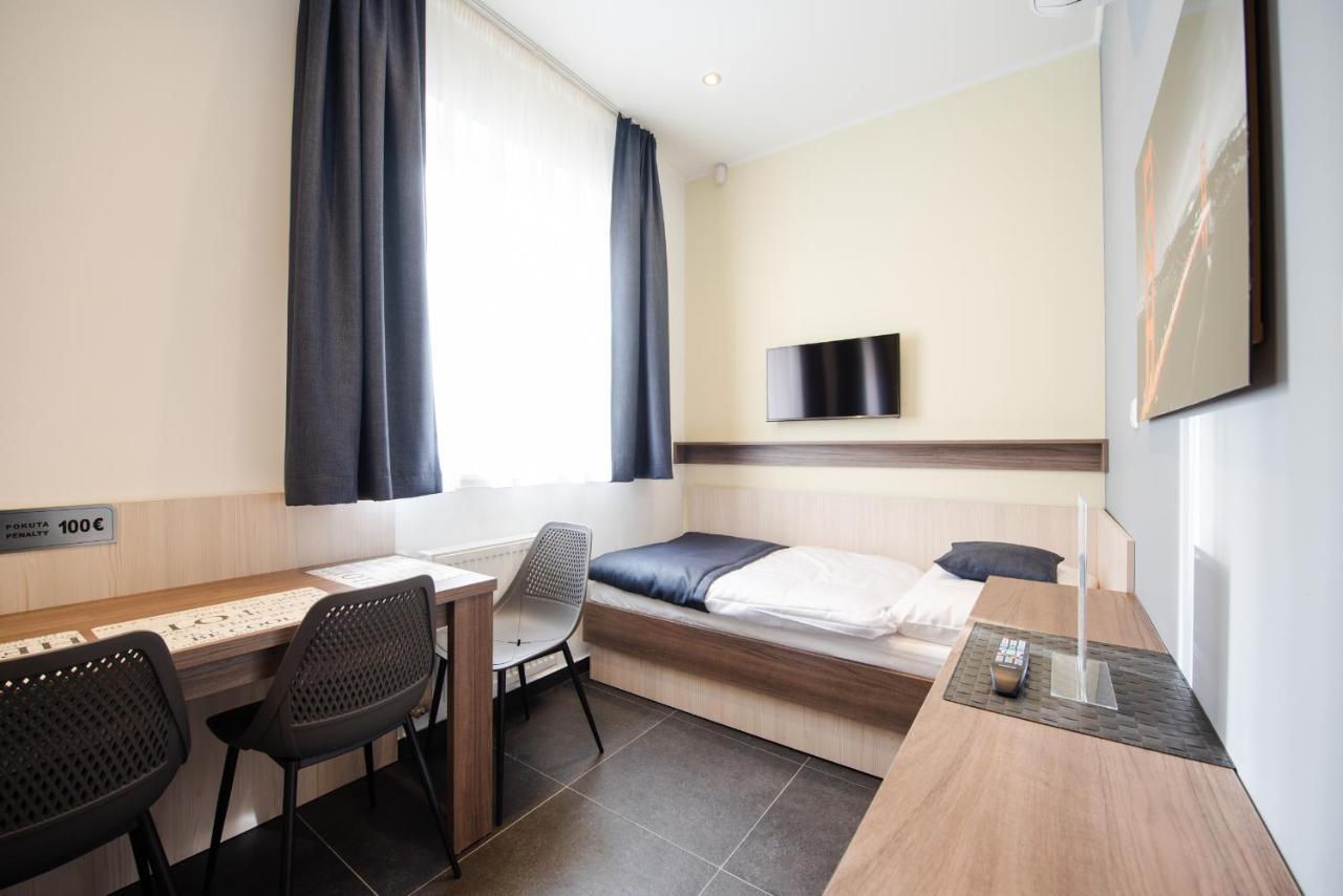 Apartments Danube Bratislava Exterior foto